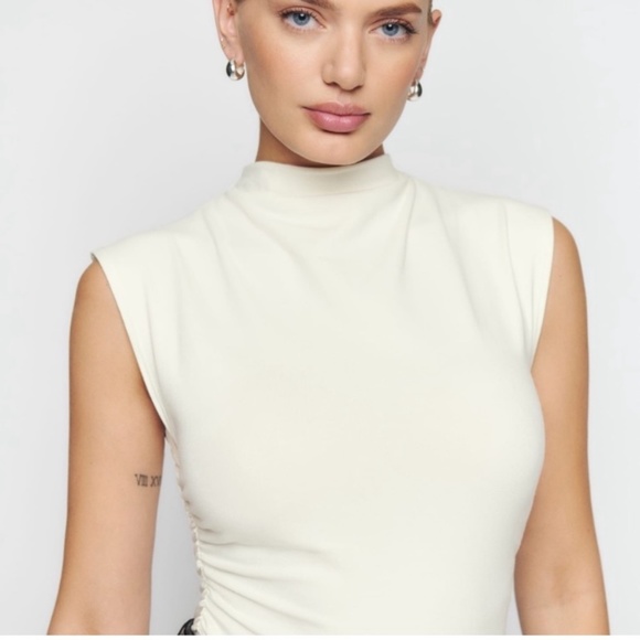 Reformation Tops - Reformation Lindy Knit Top